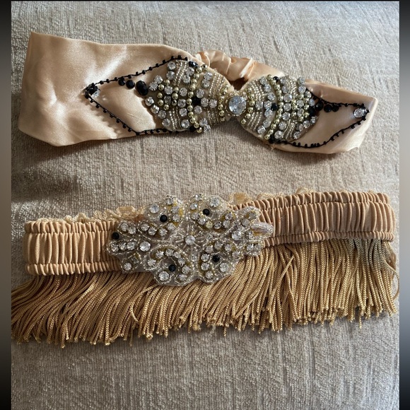 Gold & Black Women’s Flapper Dress - Picture 7 of 8